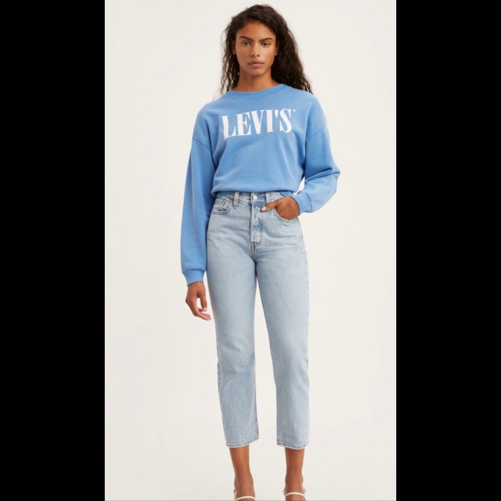 SOLD BNWT LEVI’S WEDGIE FIT STRAIGHT WOMEN'S JEANS